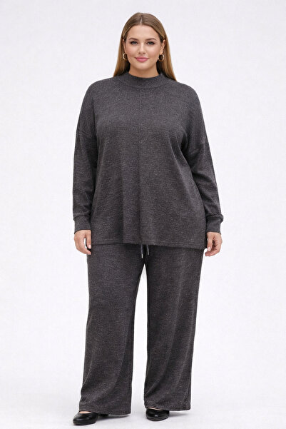 bezeXL Plus Size Plain Front-Seamed Knitwear Two-Piece Set Gray