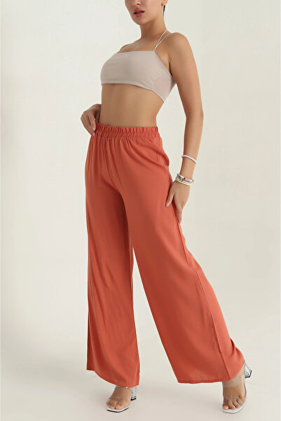 vuvutasarım Νέα σεζόν Γυναικείο παντελόνι με ελαστική μέση και φαρδιά μπατζάκ...