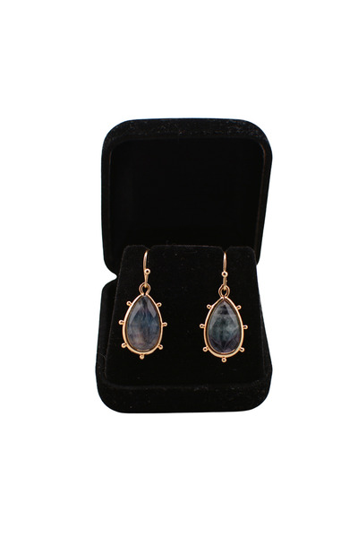 OEM Oval earrings with iridescent effect – elegant and refined design