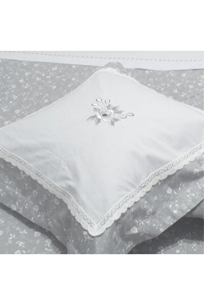 Casa Bucuriei Set 2 fețe de pernă 50 cm x 70 cm, Casa Bucuriei, Model cu bordură trandafiri, Gri deschis, 100% Bumbac