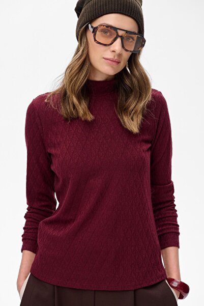 Blue Shadow Women's Turtleneck Amanda Wine 44/46