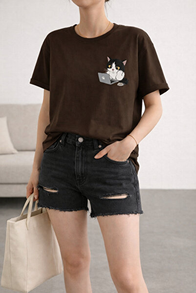 ArtYus Business Cat Printed Unisex Oversize T-Shirt with Laptop - Cotton Crew...