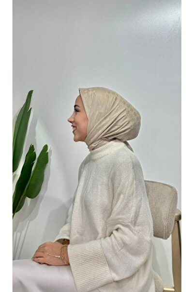 TR Brand Label Scarf