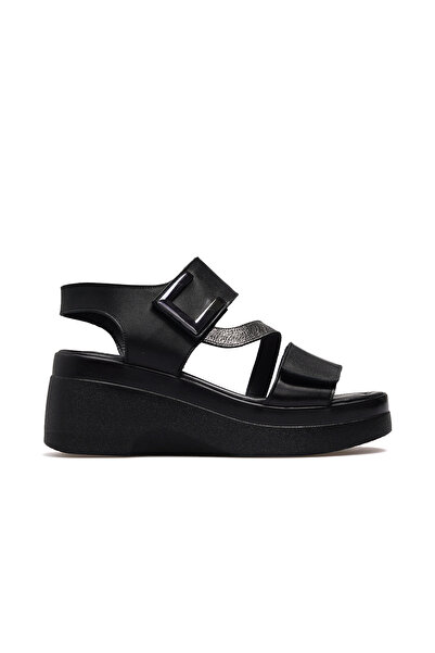 Venüs Sandale casual din piele pentru femei 26y 2613804y Negru/platină