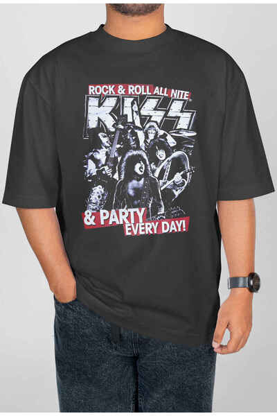 buzagi tasarım ürünleri Kiss Digital Print Oversize Unisex T-Shirt