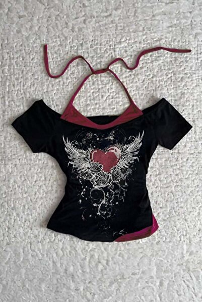 Karakedi Rose Red Heart Cross Detailed Strap Short Sleeve Black Bodysuit