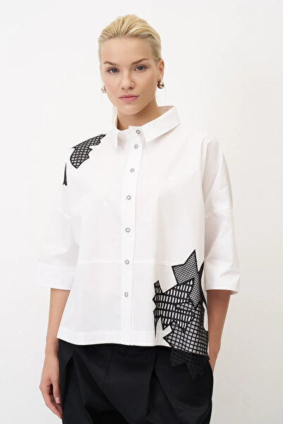 BİZE Beyaz Patch Dantelli Chalki Gömlek