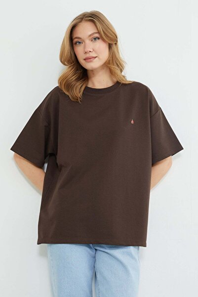 Fulla Moda Metal-Accented Crew Neck Oversized T-Shirt