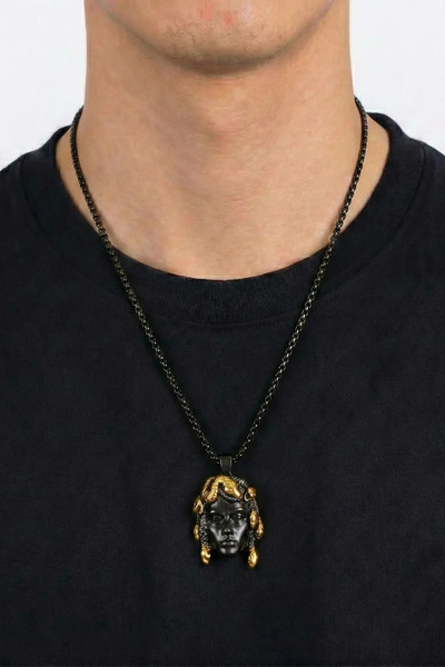 SOFT Medusa Mitolojik Figürlü Erkek Çelik Gotik Kolye-Siyah