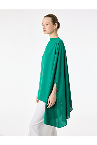 Koton Μπλούζα βραδινού φορέματος από σατέν με ψηλό γιακά και μανίκι νυχτερίδα...