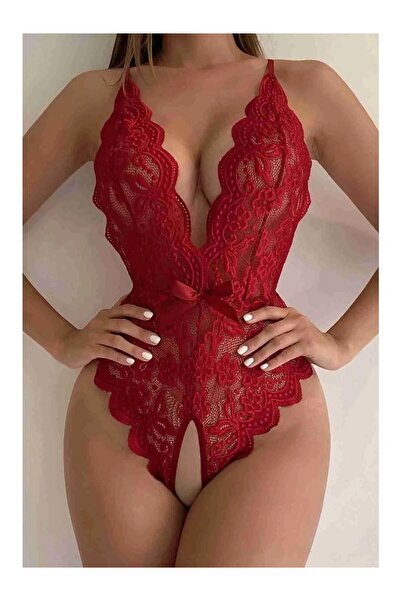 Kırmızı Dantelli Özel Bölgesi Açık Body