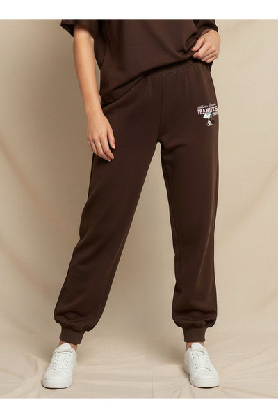 SP Characters Mid-Rise Joggers with Peanuts Print