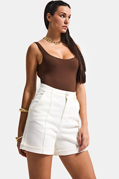 it's basic Γυναικείο σορτς τζιν σε απόχρωση Off-White 7s6-101 Straight Fit Relax