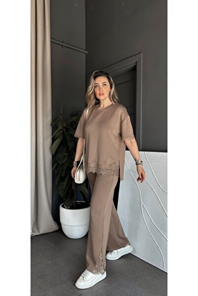 EGZOTİK ASORTİK Σετ Δαντέλα τεμαχίων με σχεδιασμένο μπλουζάκι και παντελόνι