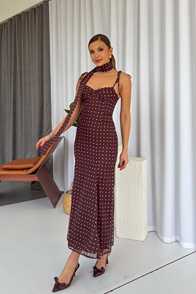 Mine Tan Butik Γυναικείο φόρεμα με λεπτές τιράντες και λαιμόκοψη καρδιά - Καφέ