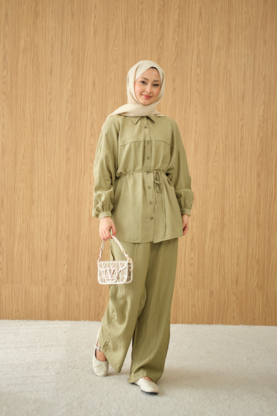 LOCCO Γυναικείο πουκάμισο με μοτίβο ρυτίδων και δέσιμο στη μέση, πράσινο κοστ...