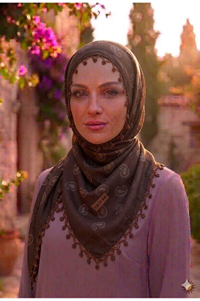 ÇEÇEN HOME Πολύχρωμο κεντημένο με χάντρες και κεντητό περιθώριο γραφής, Υεμεν...