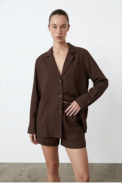 Quzu Transparent Textured Shirt Jacket Brown
