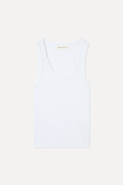 Mudo Fitted Open Neck Tank Top