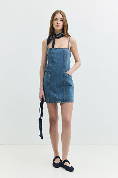 Denim Trip Regular Fit Askılı Kare Yaka Orta İndigo Mini Jean Elbise