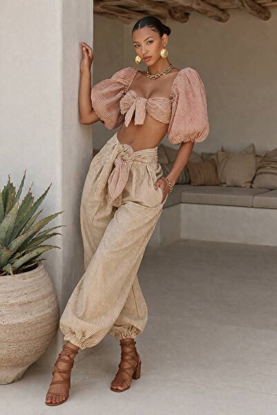 LOKADI Ριγέ, αφράτο, με μανίκια, κροπ τοπ με κορδόνι και ψηλόμεσο παντελόνι σ...