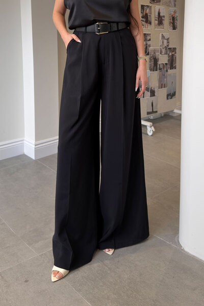 MAGARDE Πλισέ υφαντό παντελόνι με ζώνη - ΜΑΥΡΟ