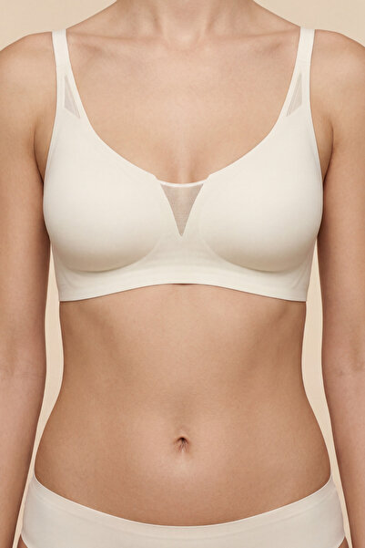 C&City Seamless Laser Cut Padded Bra Without Underwire Cc428 Ecru