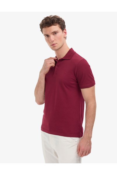 Pierre Cardin تيشيرت أساسي بقصة ضيقة، 100% قطن، مقاوم للتجعد، بياقة بولو وأزرار، باللون العنابي 50325323-VR014