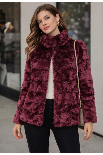 Nobrand Κερασί κόκκινο μπουφάν από ψεύτικη γούνα με κοντό γιακά, χωρίς τσέπες...