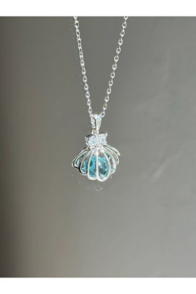 Harlofia Jewelry قلادة من الفولاذ الأزرق مع حبات اللؤلؤ الزجاجية