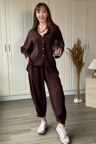 Dilay Gökoğlu Butik Σετ παντελονιού από ύφασμα Tensel σε καφέ χρώμα