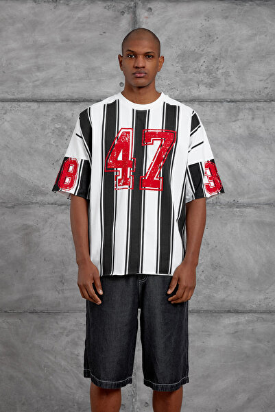 NOMARC Tricou negru oversize cu imprimeu 47