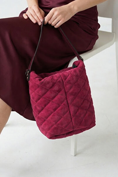 FEMME Soft Textured Quilted Women's Shoulder Bag – Stylish & Everyday Use Jan...