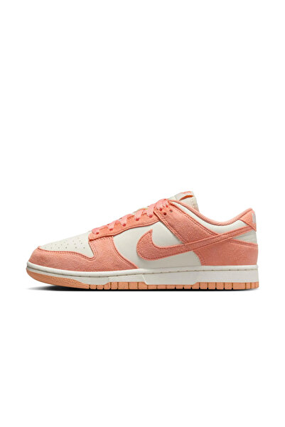 Nike Γυναικεία αθλητικά παπούτσια Dunk Low (Είναι στενή εφαρμογή, αγοράστε 1 ...
