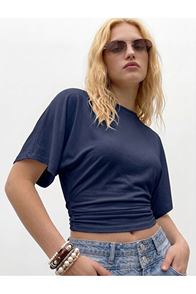 SevdeUgur Tricou cu mâneci largi și guler rotund pentru femei