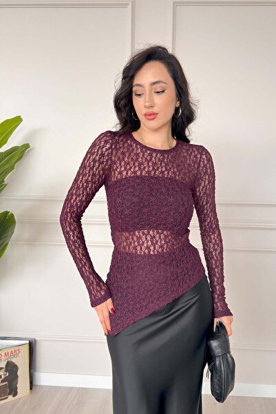 Hipo Trend Ασύμμετρη διαφανής δαντελένια μπλούζα σε χρώμα δαμασκηνί