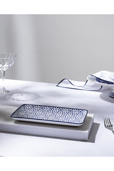 Madame Coco Reve Blue Lucida Rectangular Plate - 22 cm - Blue/White