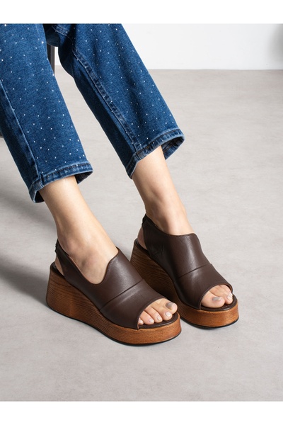 ALEMDAR AYAKKABI Γυναικεία σανδάλια PORTIS από γνήσιο δέρμα σε καφέ χρώμα