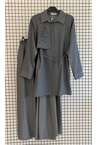 Armine Σετ δύο τεμαχίων από ύφασμα Tencel με λεπτομέρεια στο στήθος, κλείσιμο...