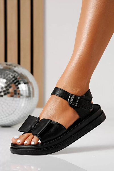 Zaira Γυναικεία μαύρα χαμηλοτάκουνα σανδάλια από οικολογικό δέρμα Indira # 24...