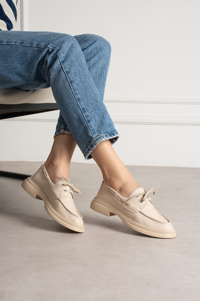 Hepici Γυναικεία Κρεμ Δερμάτινα Παπούτσια Loafer με Χοντρή Σόλα και Κορδόνια ...