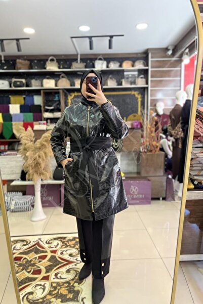 MASCARA Belted Leather Jacket