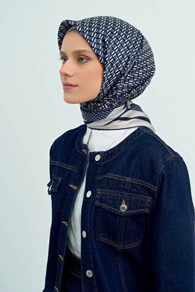 Armine Μεταξωτό μαντήλι Twill 9502D με σχέδιο λογότυπου 09-Μπλε ναυτικό-Εκρού