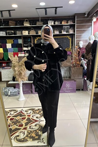 HUMEYRA Button Detailed Plush Jacket