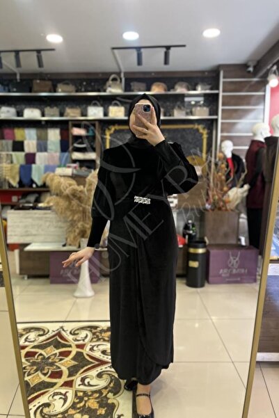 HUMEYRA Velvet Dress with Stones on the Shoulders and Waist