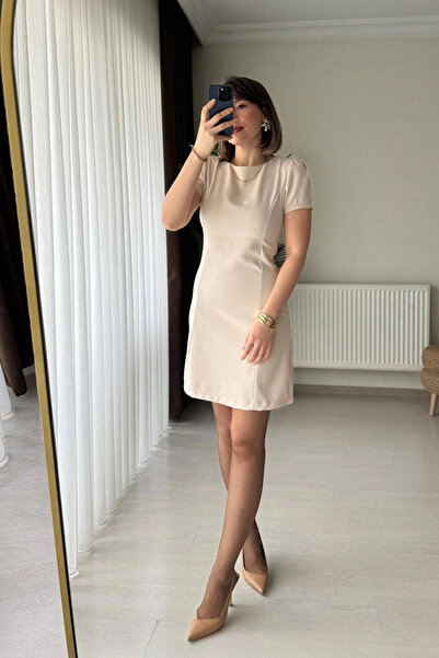Kubos Moda Rochie mini bej cu mâneci prințesă și guler rotund