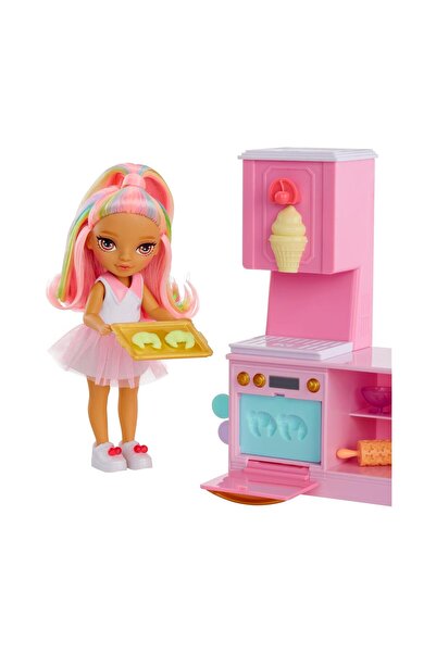 MGA Ρέινμποου Χάι Λίτλς Κατάστημα Γλυκών με Κούκλα Κάντι (522058)