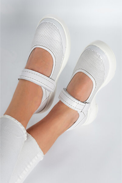 Lady Γυναικεία σανδάλια Eloise, δερματίνη, λευκά