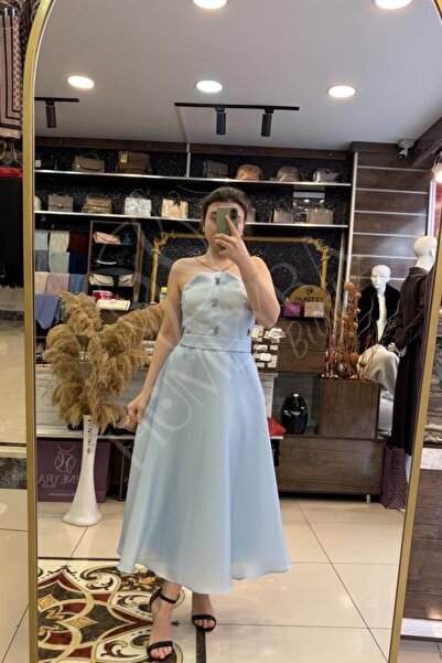HUMEYRA Stone Detailed Short Evening Dress