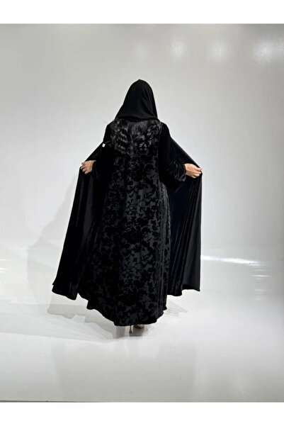 Tori Black Velvet Abaya with Chiffon Velvet at the Back